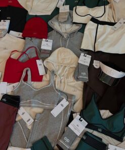 Alo yoga clothing
