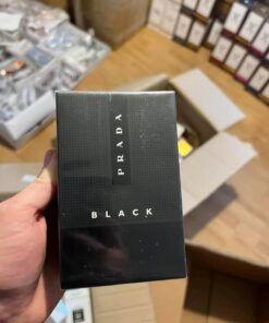 Perfumes pallets