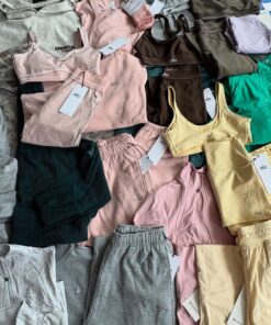 Alo yoga clothing